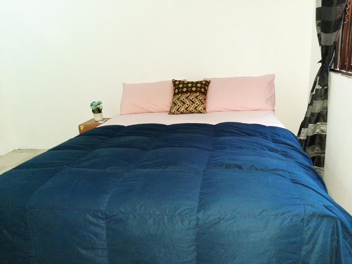 East Airport Suites4 -Private Room Άκρα Εξωτερικό φωτογραφία
